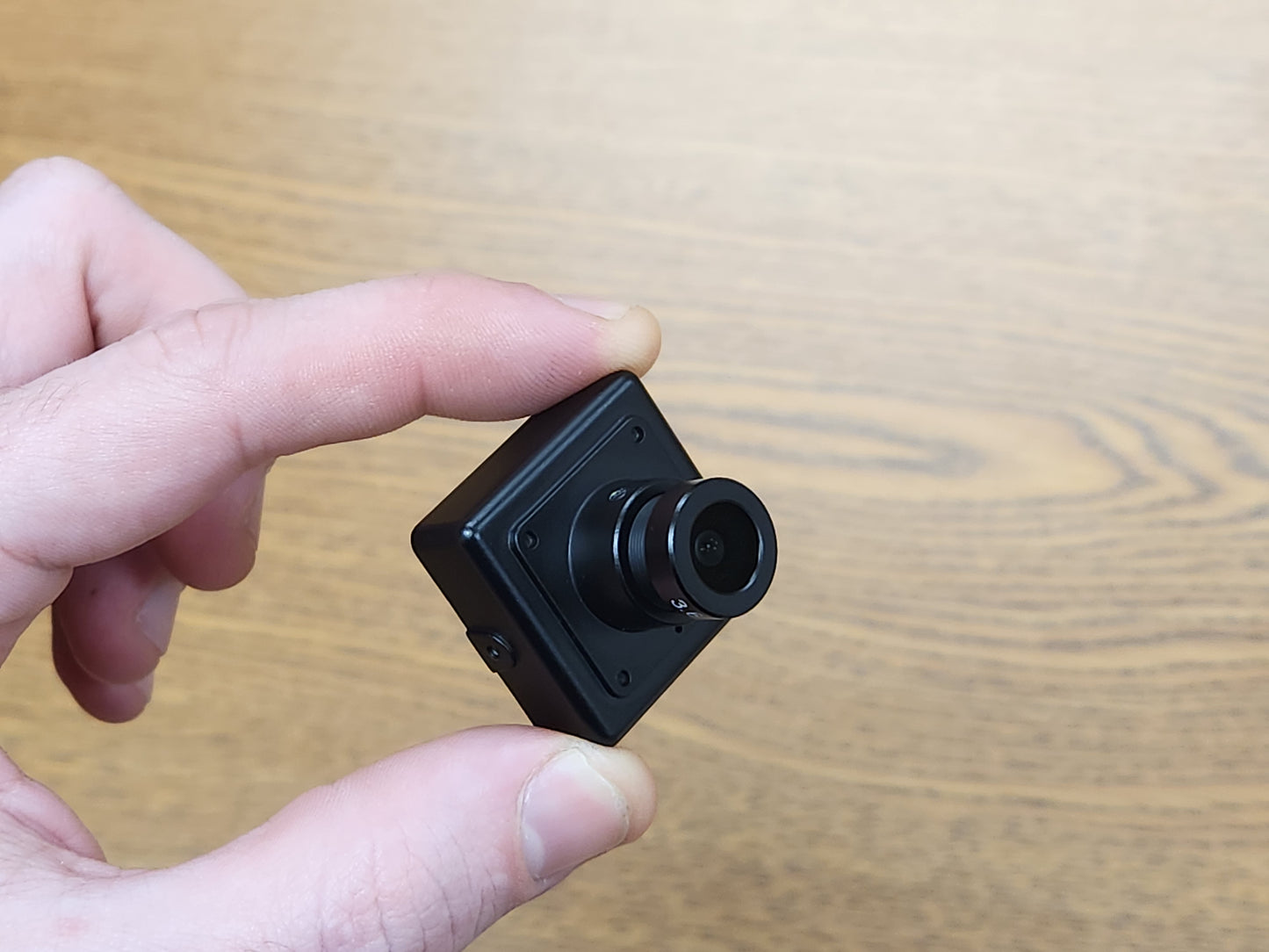 UAX-CAM-6330